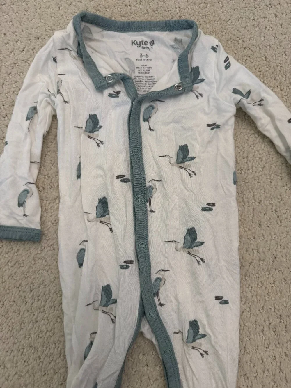 Kyte Baby Bamboo Snap Footie Blue Heron Print – 3-6M New Without Tags